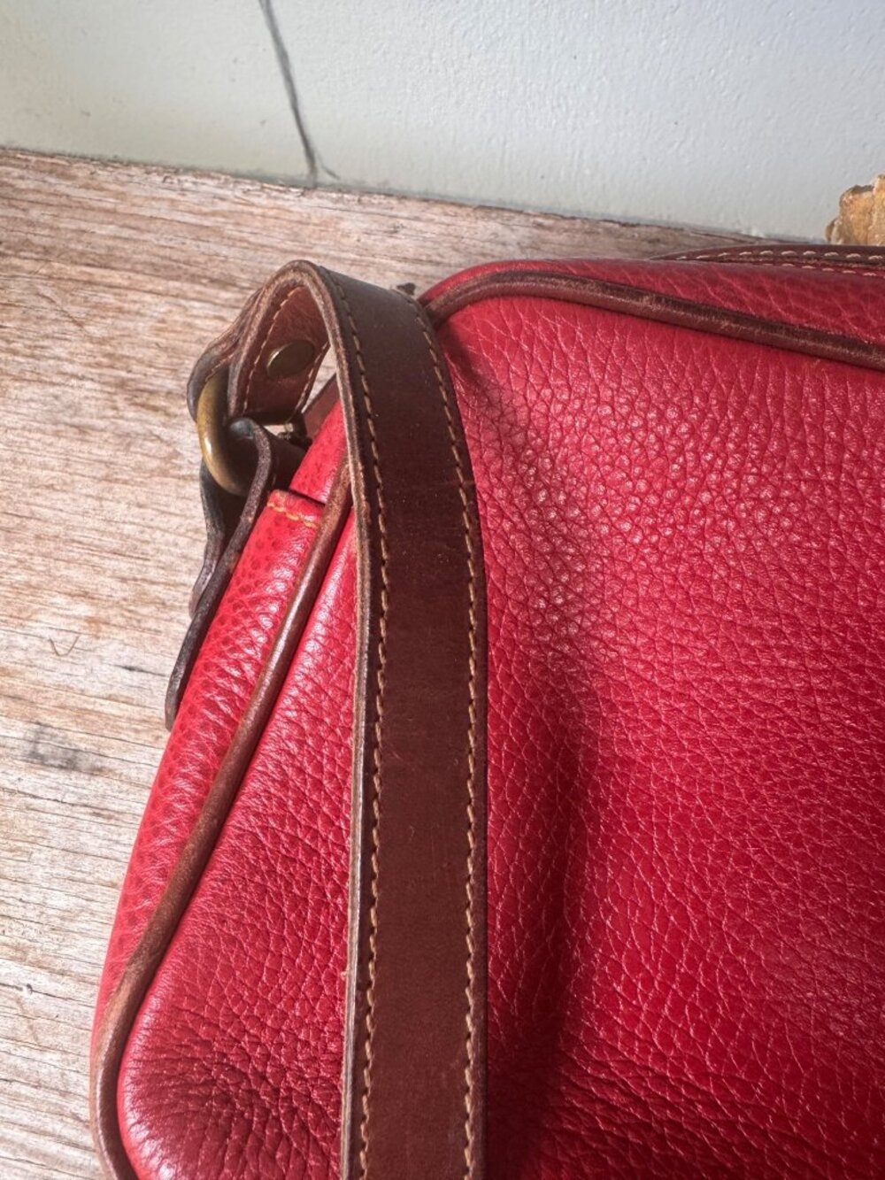 Coach Sheridan Charleston Crossbody Red Pebbled Leather Brown Trim Vintage USA - Picture 7 of 12